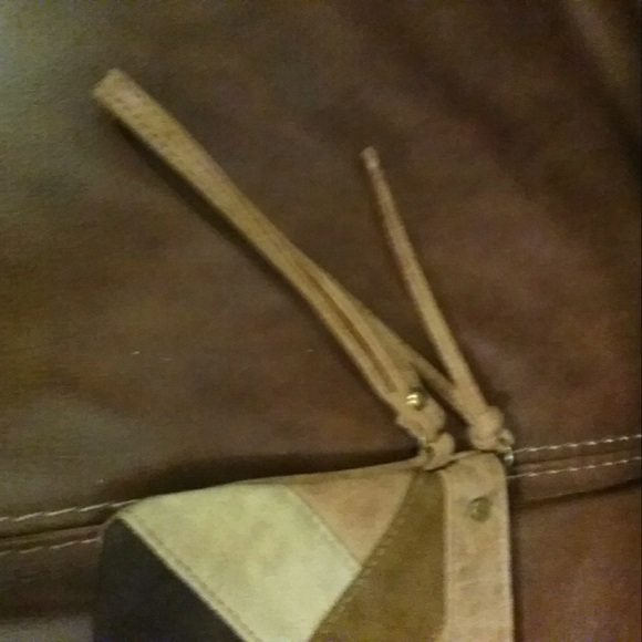 Maurice's Leather Patchwork wristlet - Picture 5 of 5